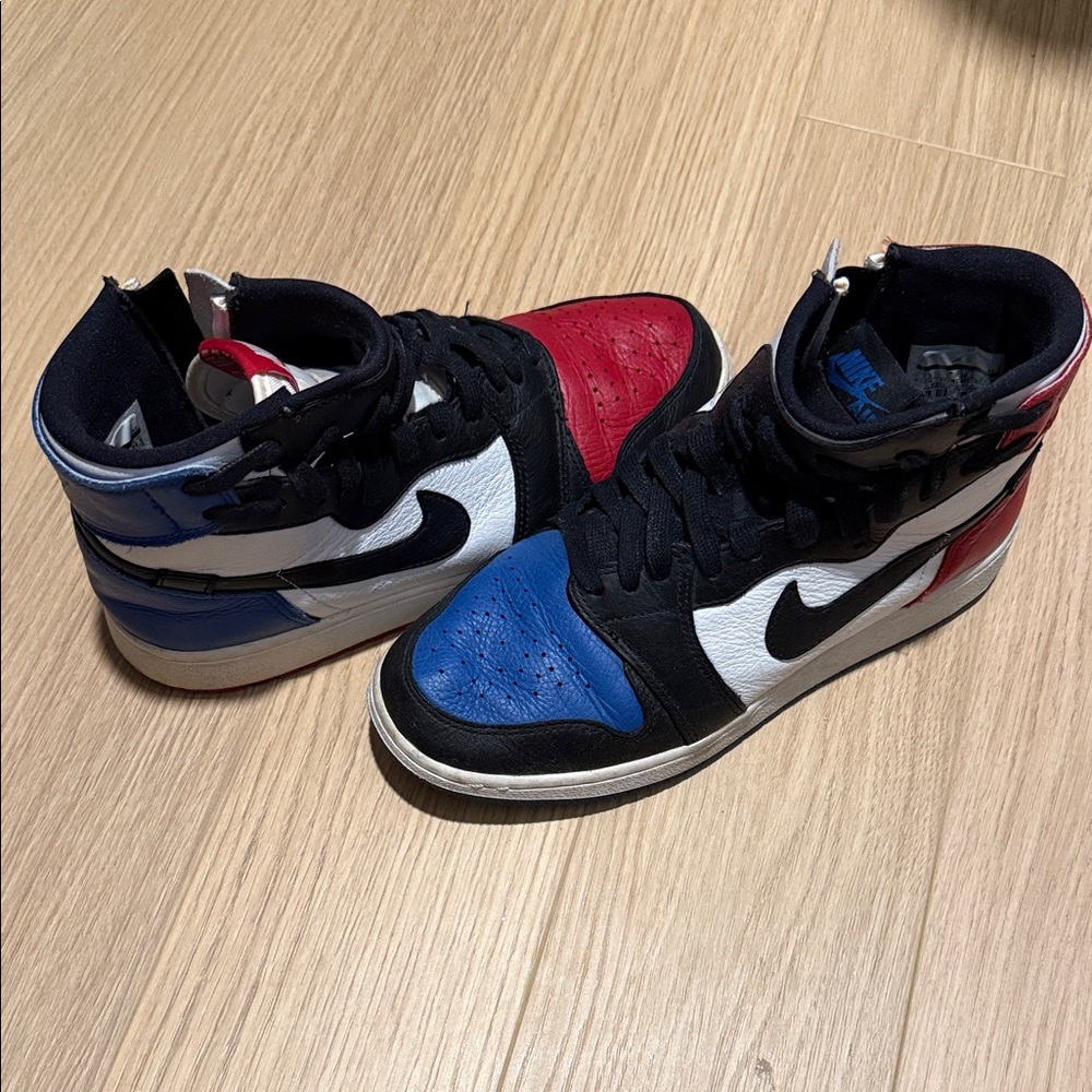 Nike Multicolor High-Top Sneakers